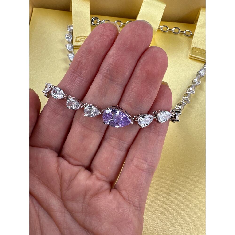 Nana Jacqueline - Valentina Crystal Necklace with Purple - Picture 5 of 7